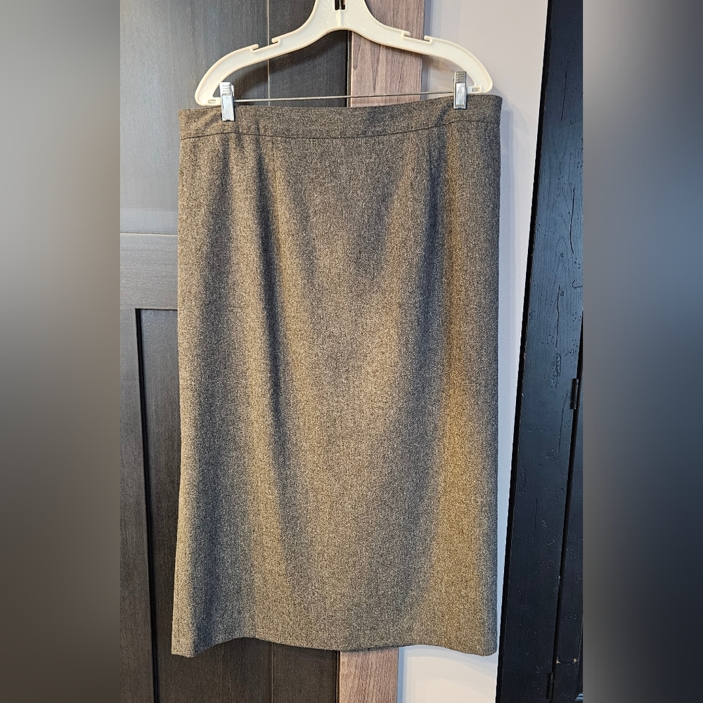 Sag Harbor Gray Woolblend Skirt 20W NWT